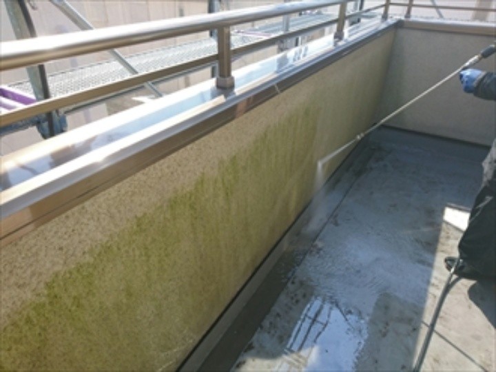 外壁の高圧洗浄