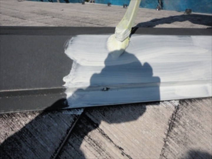 板金部分に錆止め塗布