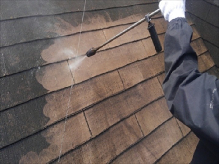 屋根の高圧洗浄