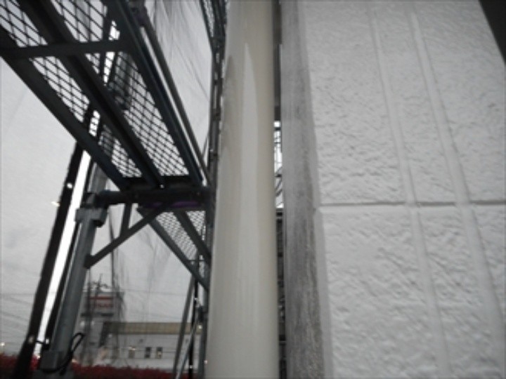 雨樋にファインSiのND-105を塗布