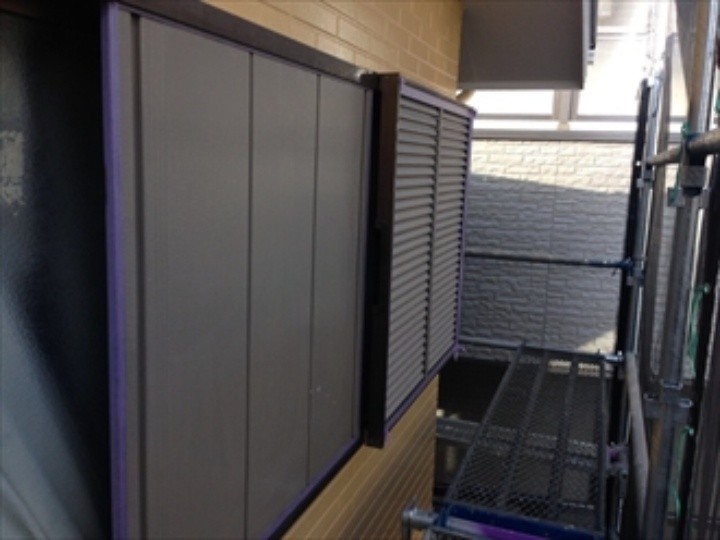 雨戸（付帯部）上塗り後の状態