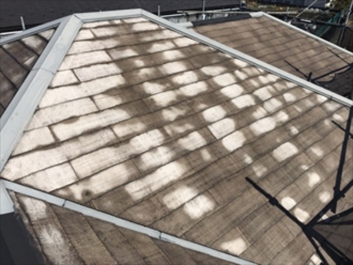 屋根の高圧洗浄