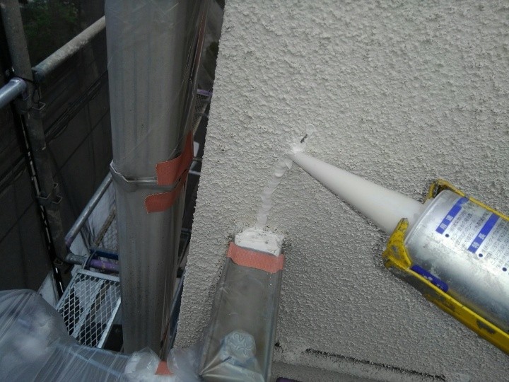 コーキングを充填