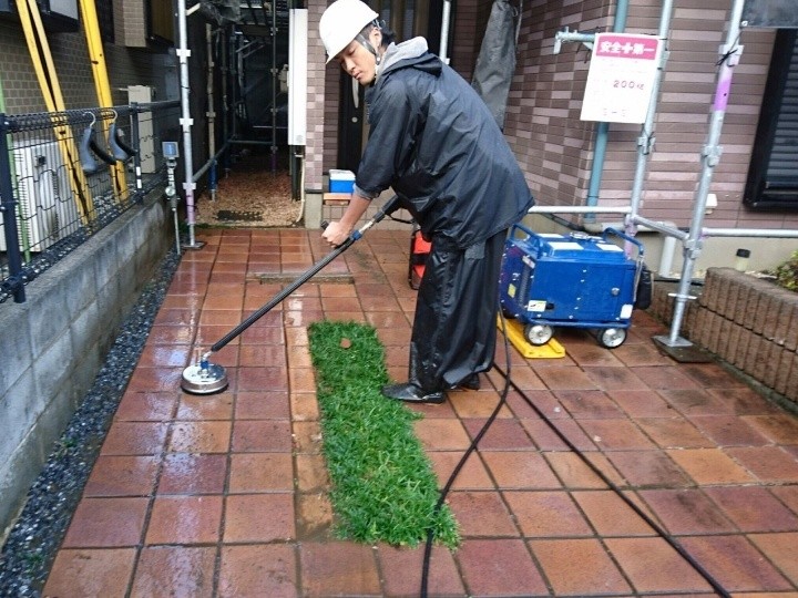 敷地の高圧洗浄