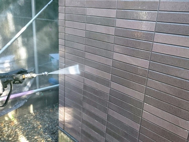 外壁の高圧洗浄