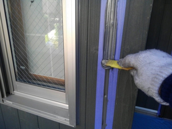 コーキング「打ち替え」作業