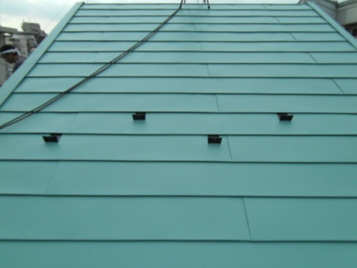 新しい屋根材の本葺き