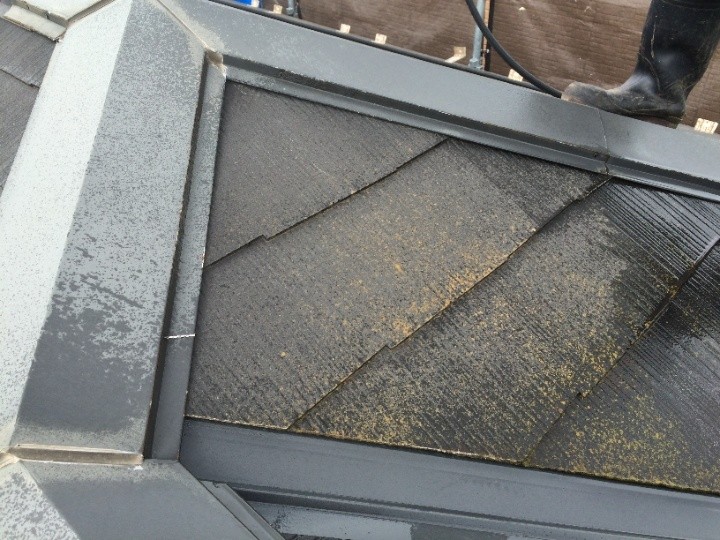 屋根の高圧洗浄