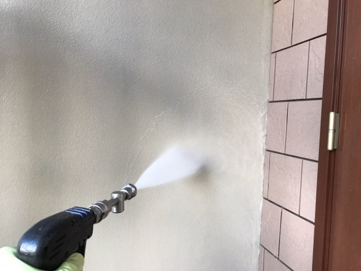 外壁の高圧洗浄