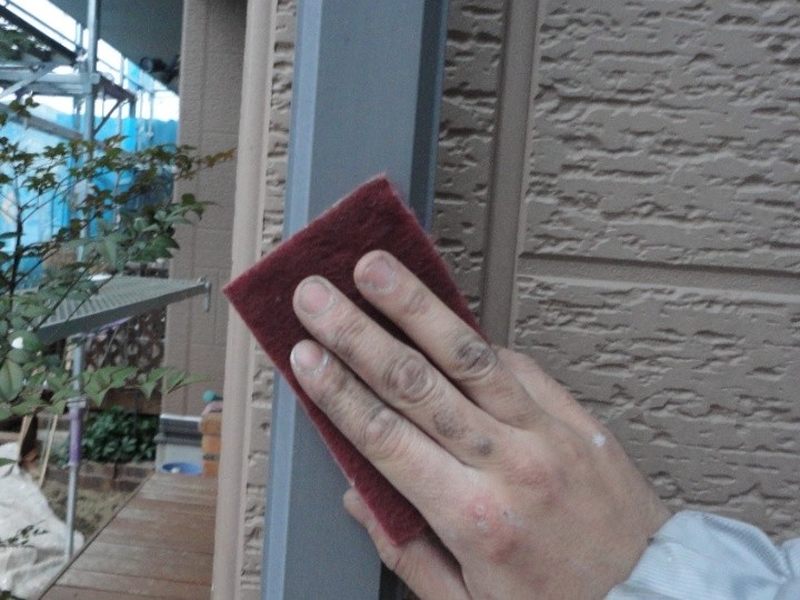 雨樋のケレン作業