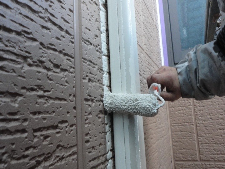 付帯部の塗装作業