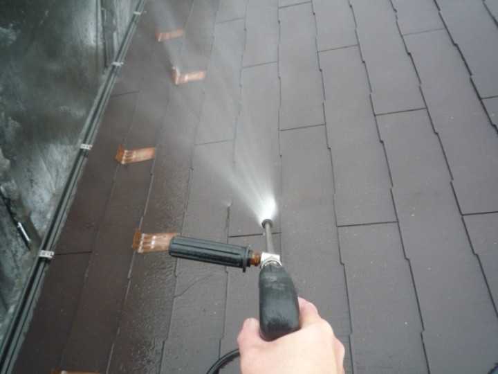 屋根の高圧洗浄