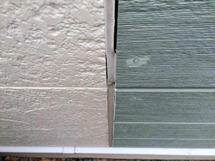 コーキングの剥離