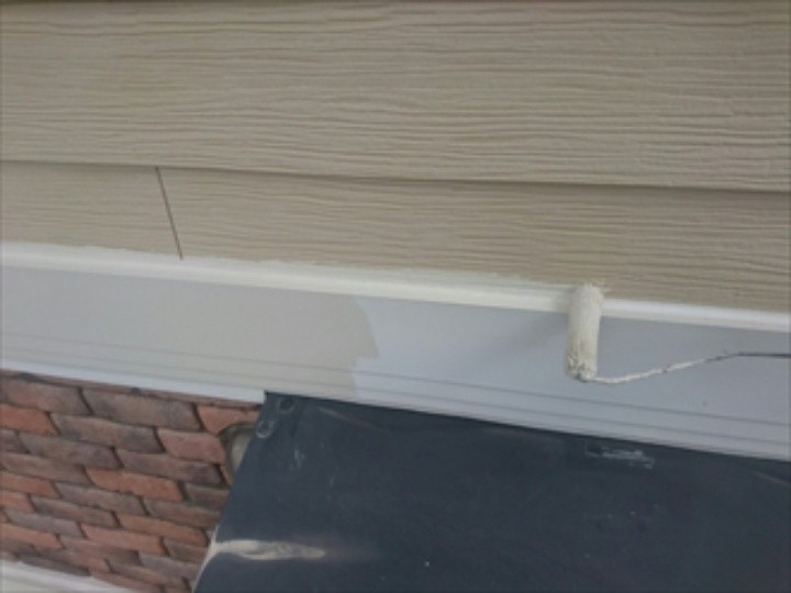 幕板の塗装作業