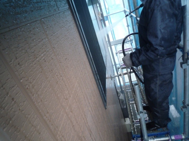 外壁の高圧洗浄