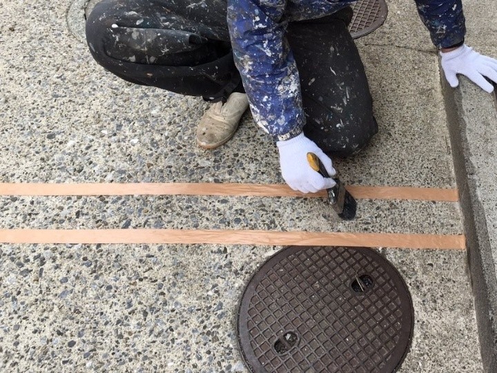 プライマー塗料材を塗布