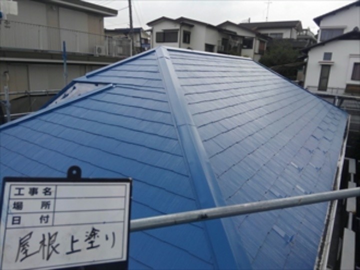 サーモアイSiを使用した屋根塗装工事（上塗り）