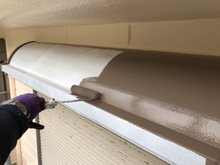 シャッターBOXの鉄部を塗装