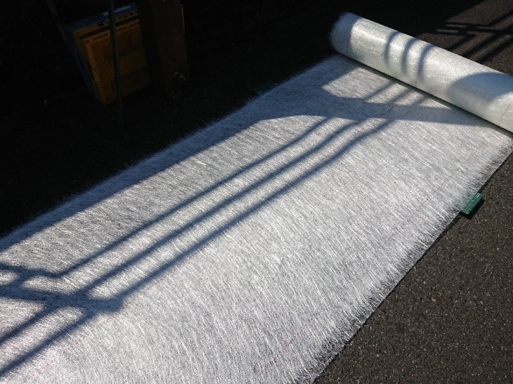 FRP防水用ガラスマットの準備