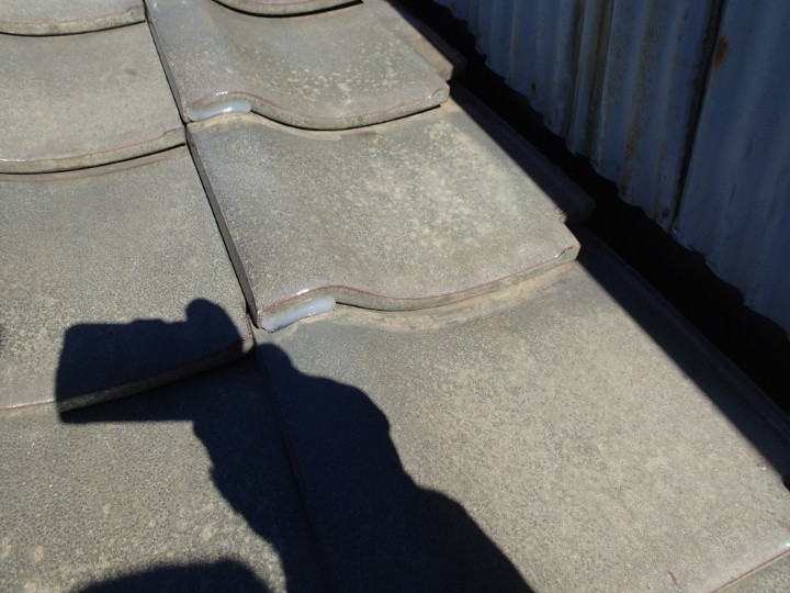 瓦の復旧と固定