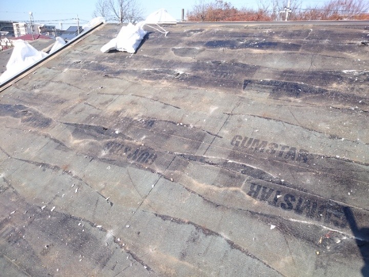 既存屋根材の撤去