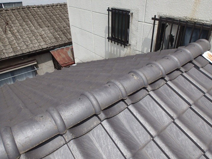 瓦屋根の状態確認