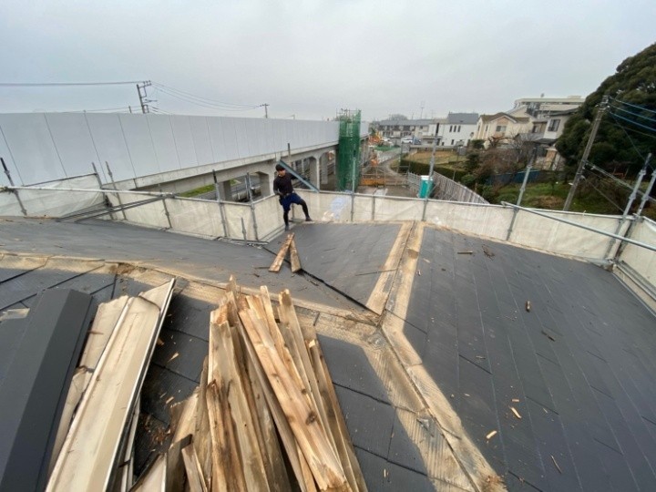 既存棟板金の撤去