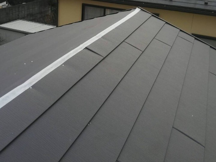 スーパーガルテクト本体の葺き込み