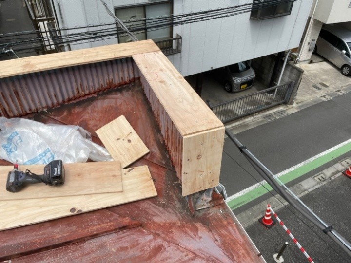 パラペット笠木の下地補強