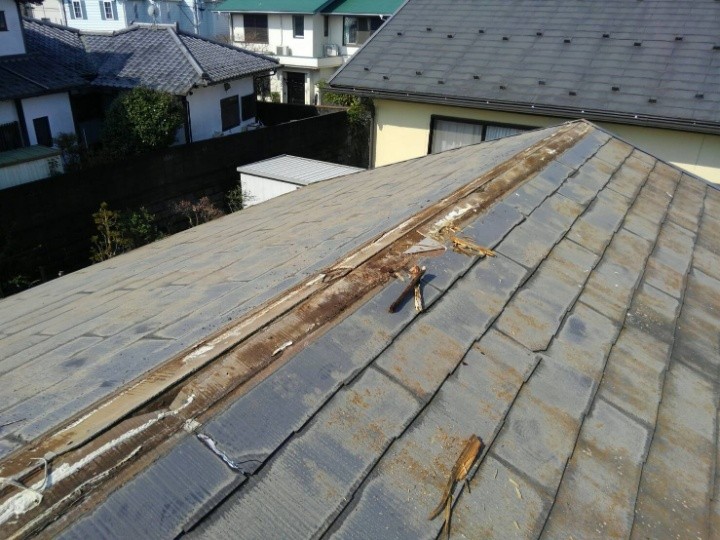 棟板金の撤去と下地の確認
