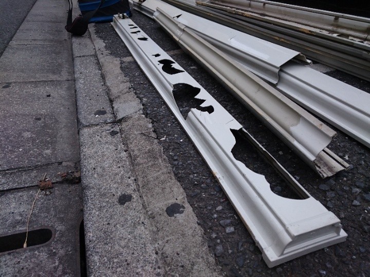 撤去した雨樋の確認