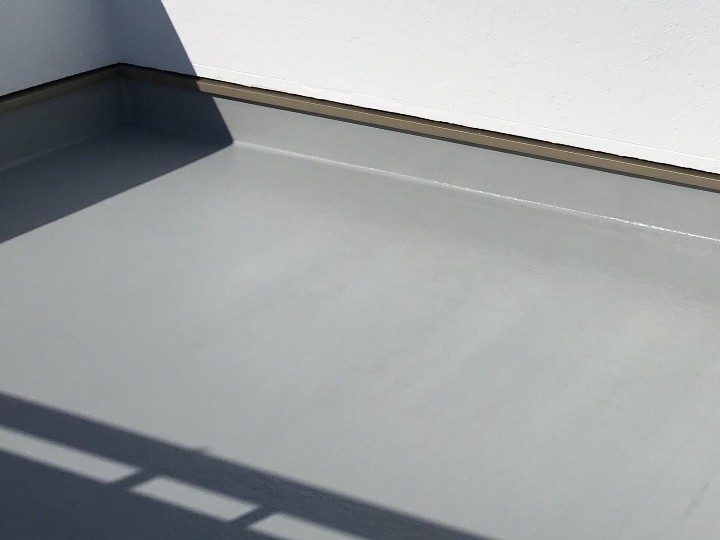 トップコートの仕上げ