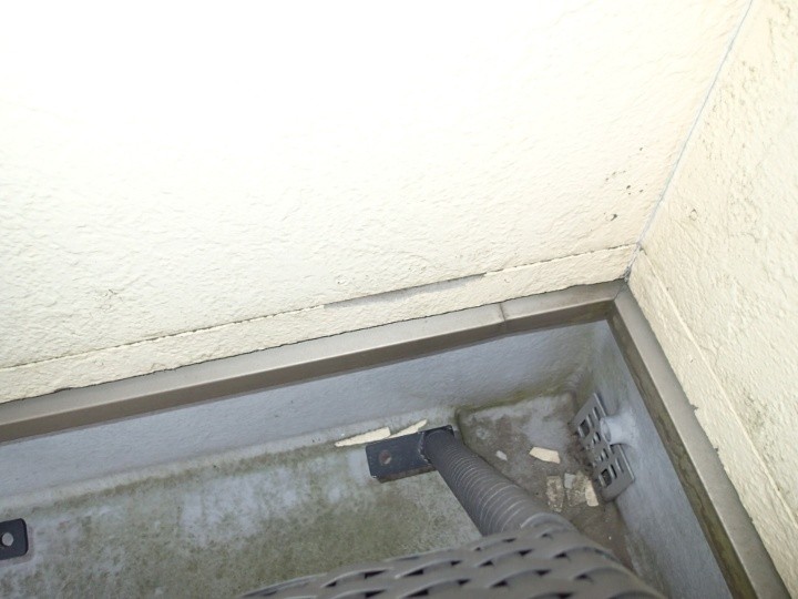 立ち上がり部分の細かな点検