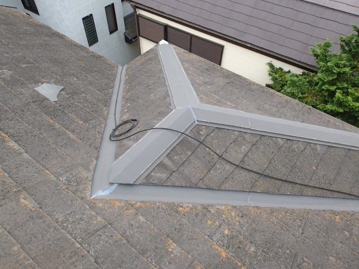 棟板金の一部が残った部分の確認