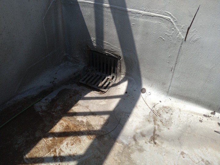 排水口周囲の広範囲劣化