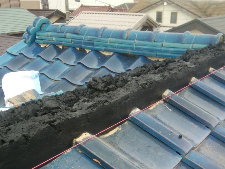 新しい土の施工と下地形成