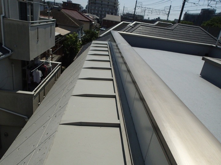 瓦棒屋根の状態検査