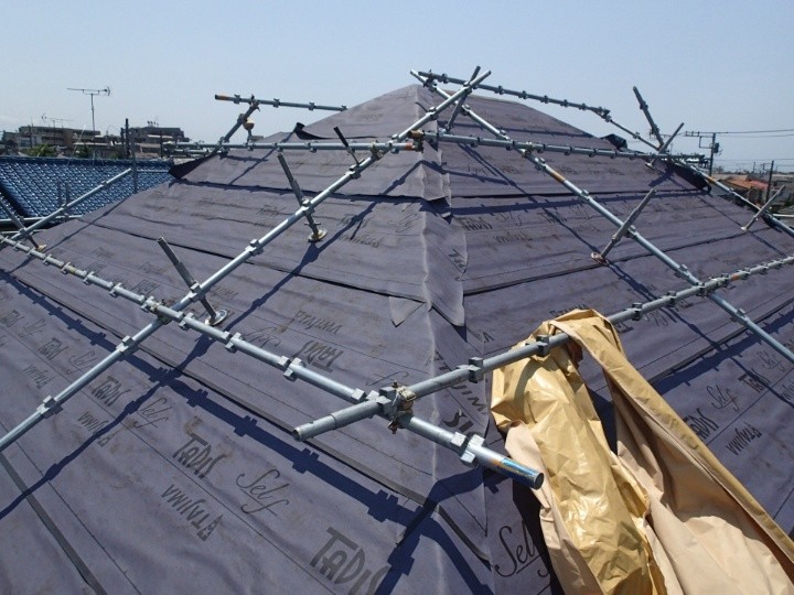 防水紙タディスセルフの敷設