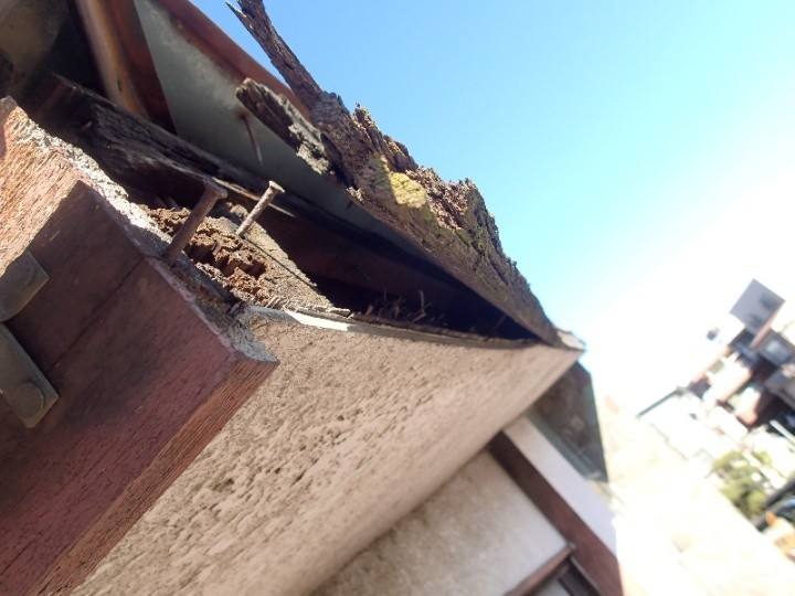軒先木部の腐食