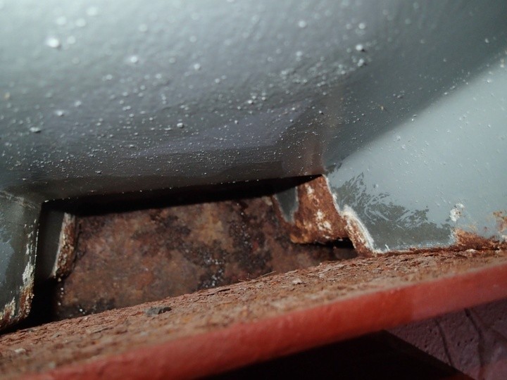 鉄骨内部のさびの進行