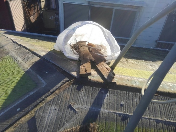 既存棟板金の撤去