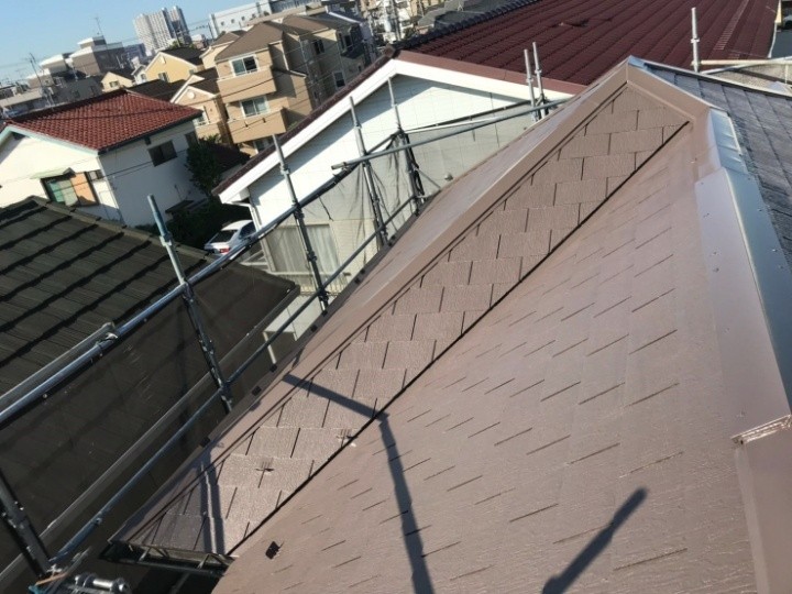 屋根塗装で耐久性と美観が向上