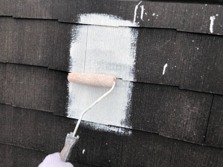 下塗り作業と下地調整