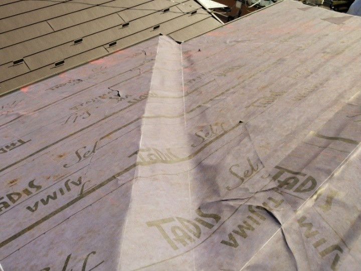 防水シート（ルーフィング）の施工