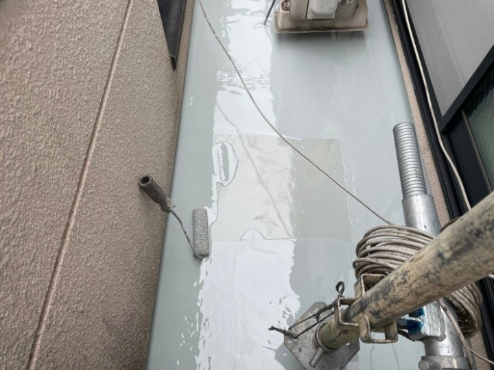 トップコートを塗布