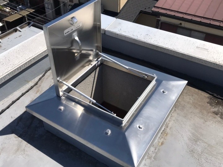 新ハッチの設置と最終調整