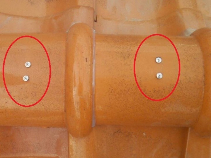 ステンレスビスによる強固な固定