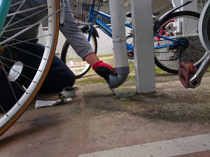 排水口周りの接続と固定