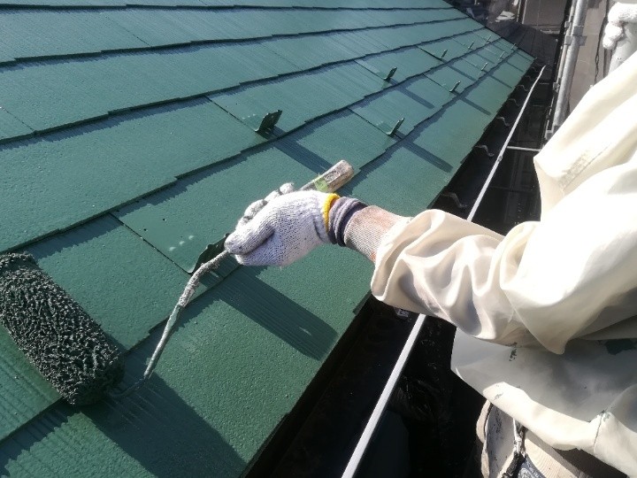 下塗り（シーラー）の塗布