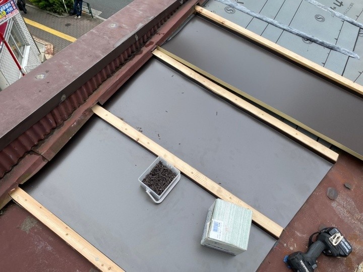 新しい芯木の取り付け